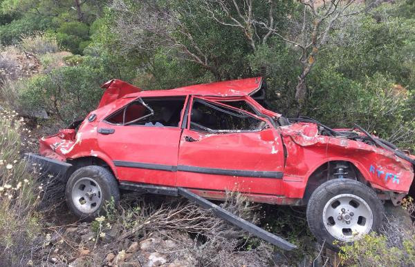 300 metrelik uçuruma yuvarlandı: Sağ kaldı! - Resim: 1