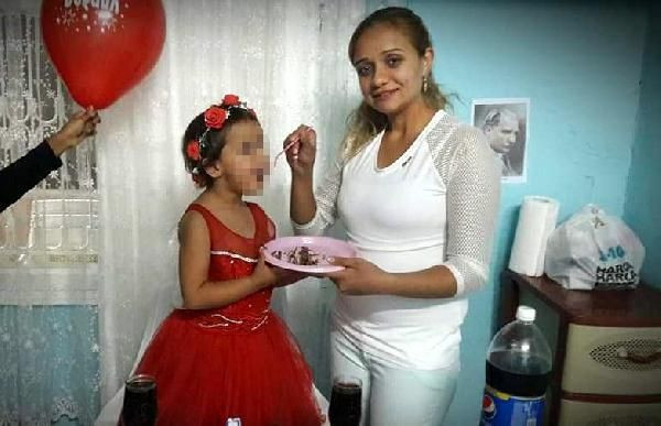 Adana'da uzaklaştırma kararı aldırdığı eşi Serap'ı kalbinden bıçaklayarak öldürdü - Resim: 1