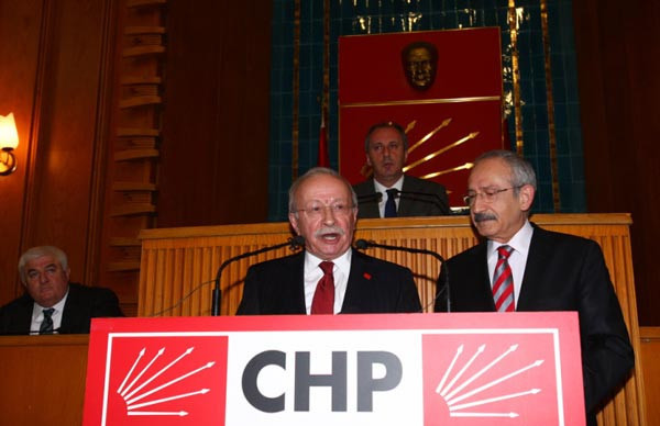 Oktay Ekşi CHP'ye katıldı - Resim: 3