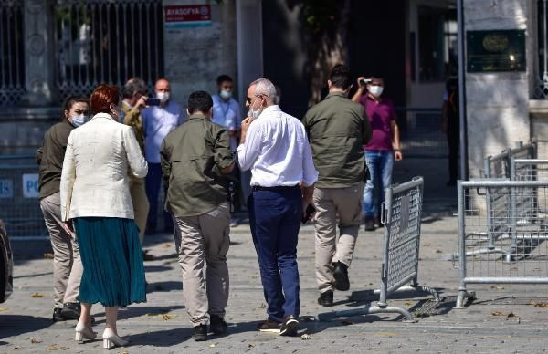 İYİ Parti Genel Başkanı Akşener Ayasofya-i Kebir Cami-i Şerifi'ni ziyaret etti - Resim: 4