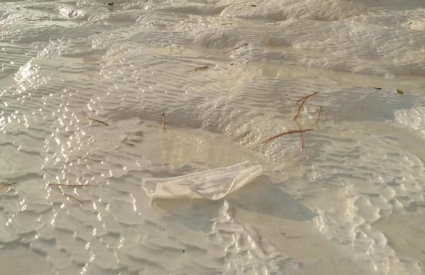 Denizli'deki beyaz cennetten utandıran görüntü! Pamukkale'nin haline bakın - Resim: 3