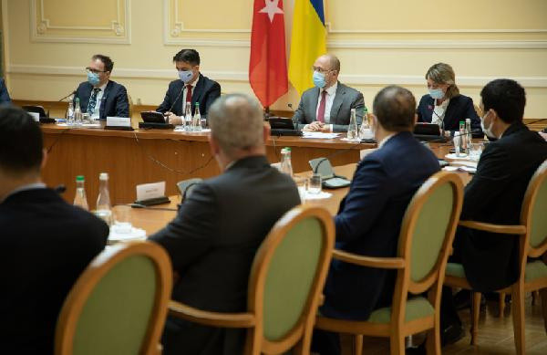 Ukrayna Başbakanı'ndan Türk şirketlerine övgü dolu sözler - Resim: 1