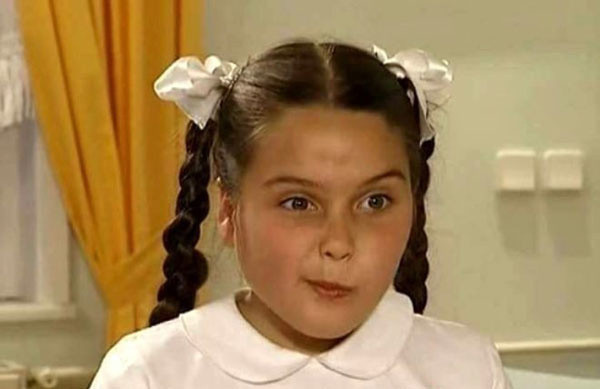 Bücür Cadı büyüdü bir de anne oldu! O hallerini gören nostalji yaşıyor "bu ne güzellik" - Resim: 0