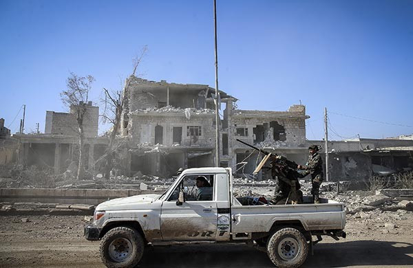 Fırat Kalkanı Operasyonu'ndan kare kare El Bab! - Resim: 4