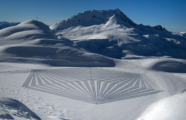 Bastığı yerden bunlar çıkıyor! - Resim: 3