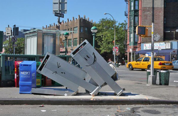 Size de biraz garip gibi gelmedi mi? - Resim: 2