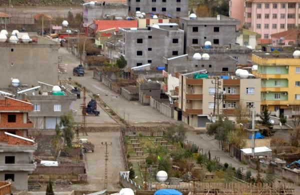 Cizre'de gergin bekleyiş sürüyor! - Resim: 2