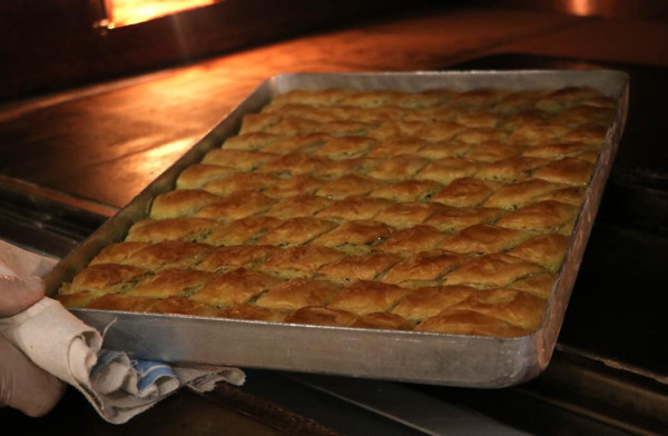 Kilosu 75 TL! Adana'da günde 14 tepsi satılıyor: Türkiye’de yeni bir çığır açmakta - Resim: 0