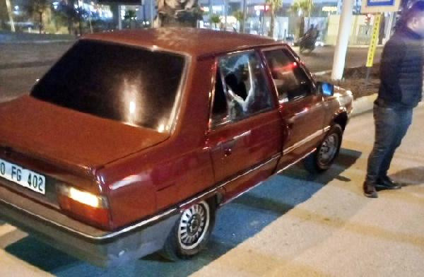 Şanlıurfa'da yaşandı! Damar yolu açan Mustafa hemşireye hasta yakınlarından saldırı - Resim: 0