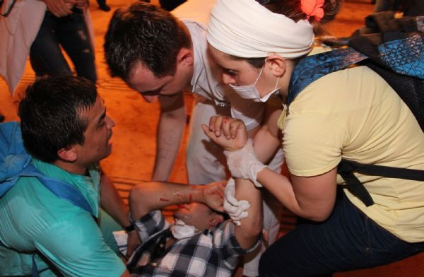 Camiyi revire çevirdiler - Resim: 1