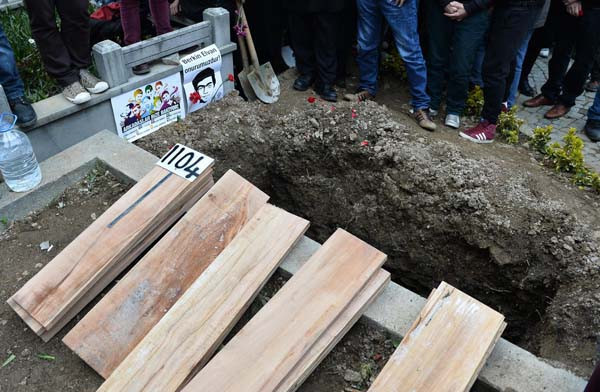 Berkin Elvan toprağa verildi - Resim: 2