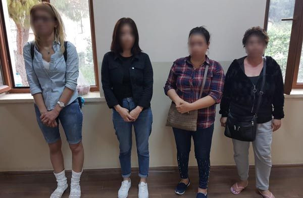 İzmir'de fuhuş operasyonu! Polis 40 gün boyunca takip edip harekete geçti - Resim: 3