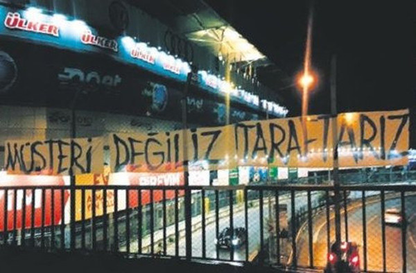 Fenerbahçe taraftarı isyan etti! İşte Ali Koç'u kızdıracak pankart - Resim: 0