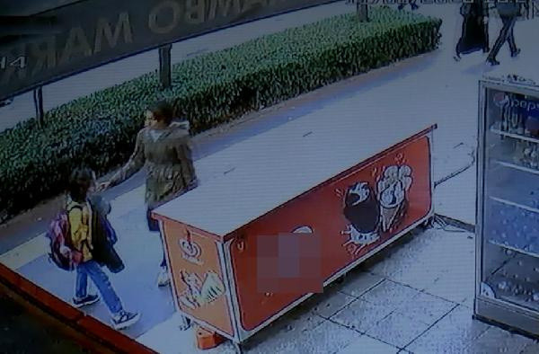 Diyarbakır'da yolunu kesip yüzüne tükürmüştü! Suç duyurusunda bulundular - Resim: 0