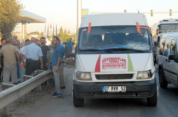 Kaza sonrası çıkan kavgaya polis müdahale etti! - Resim: 1