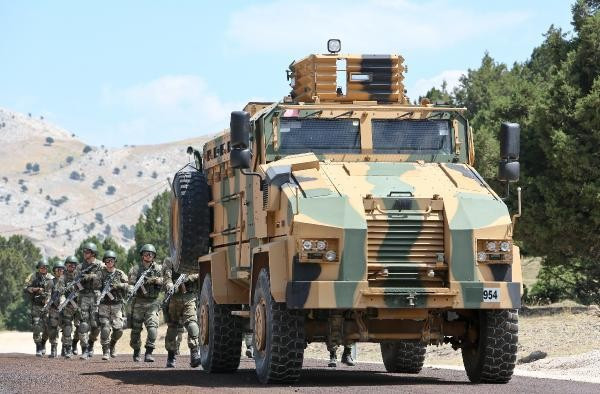 Komandoların aldığı eğitime bakın hendek operasyonuna hazırlanıyorlar - Resim: 2