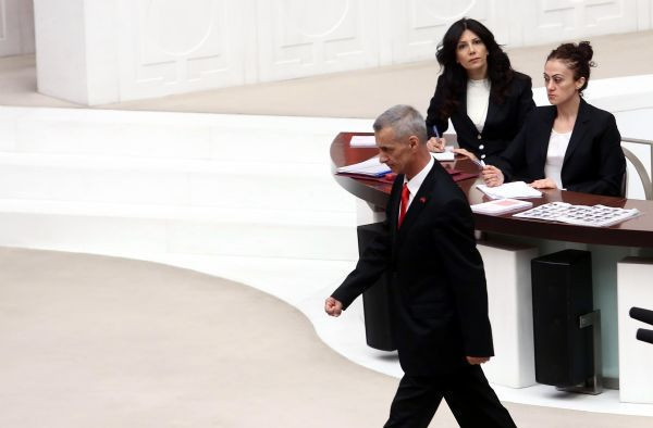 Engin Alan Genel Kurul'da yemin etti - Resim: 2