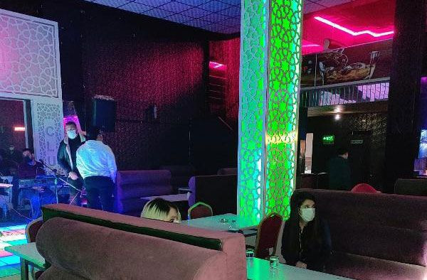 Çok yüksek riskli Konya'da pavyon baskını! Konyalı pavyondan vazgeçemiyor - Resim: 3