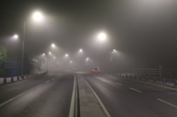 Yoğun sis nedeniyle Şehir Hatları, tüm seferlerini iptal etti - Resim: 0