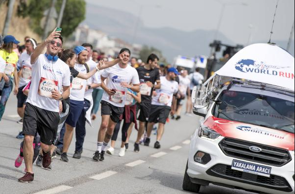 Omurilik felçlilerine müjde! Elektro terapi yöntemi adım attırıyor - Resim: 1