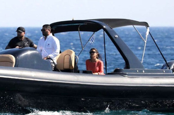 Emre Uyar Adriana Lima aşkı ortaya çıktı Emre Uyar mesleği şirketleri - Resim: 0