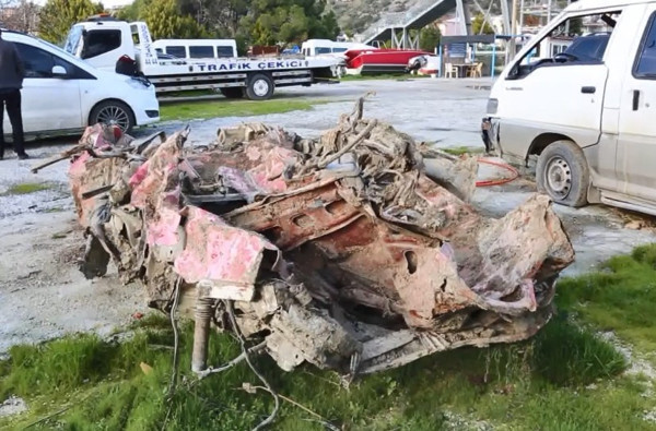 Aydın'da esrarengiz olay! 'Kulağımıza ilginç bir bilgi geldi' deyip açıkladı: Toprağa gömülü halde bulunmuştu - Resim: 1