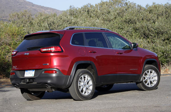 Jeep Cherokee göz kamaştırıyor! - Resim: 2
