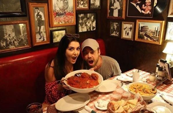 Hande Erçel ve Murat Dalkılıç yaz sezonunu açtı! İkili aşk tatilinde - Resim: 3