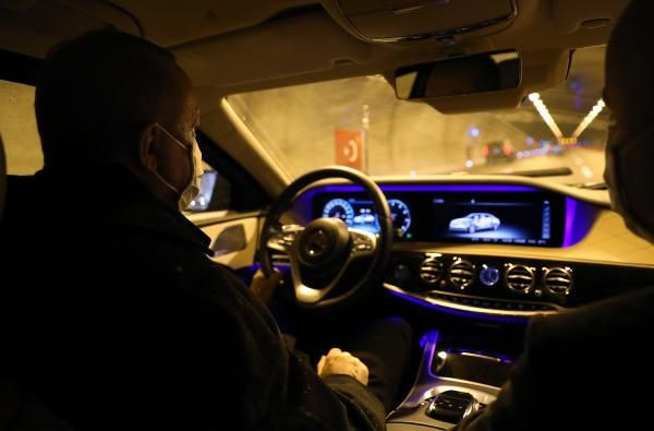 Cumhurbaşkanı Erdoğan açılışını yaptığı yolda makam aracını kullandı - Resim: 1