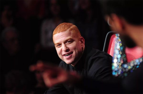 Demet Akalın'a tepkiler bitmiyor! Gökhan Özoğuz'dan sert tepki: "Seviyesiz.." - Resim: 1