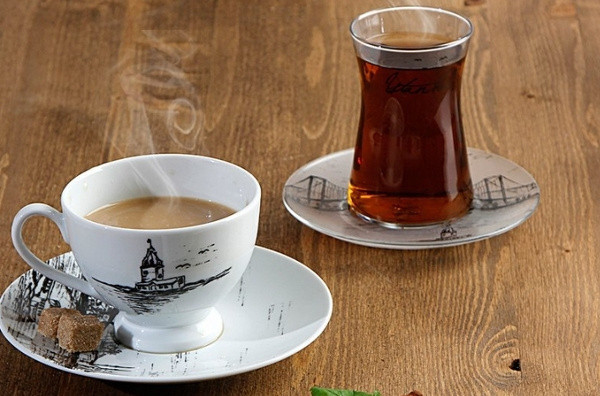 Çay kahve sigara tiryakileri bu uyarılardan hiç haz etmeyecek! Ses kısıklığı başladıysa... - Resim: 0