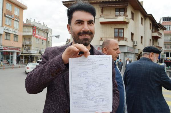 Arabada sigara cezası kaç lira? Özel araçta sigara cezası sürücüye yolcuya yok - Resim: 2