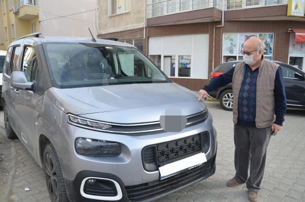 Çanakkale'de yaşandı! Sıfır aldığı aracın boyalı çıktığını iddia edip firmaya talepte bulundu - Resim: 0