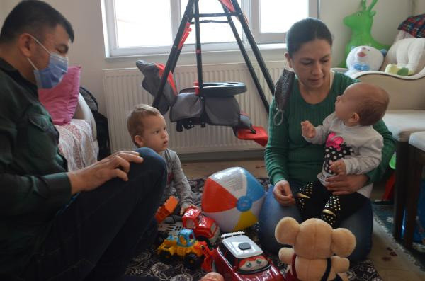 Balıkesir'de eve kamera yerleştiren aile şok oldu! Çocuklarının hareketleri değişti - Resim: 0