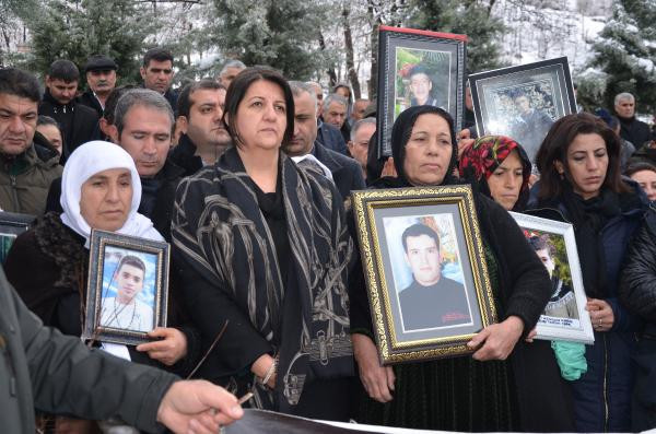 Uludere anma programında HDP'lilere büyük şok! - Resim: 1