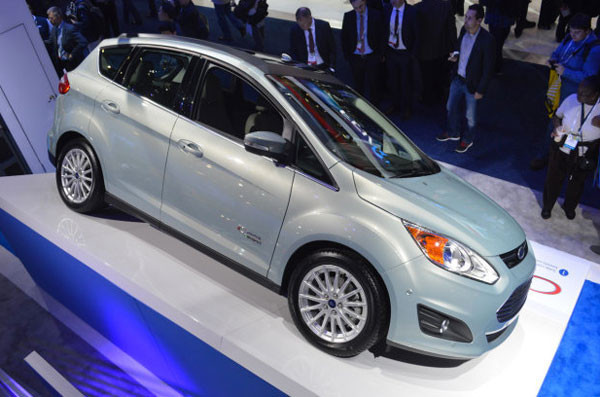 Ford'dan güneş enerjisi ile çalışan araç! - Resim: 4