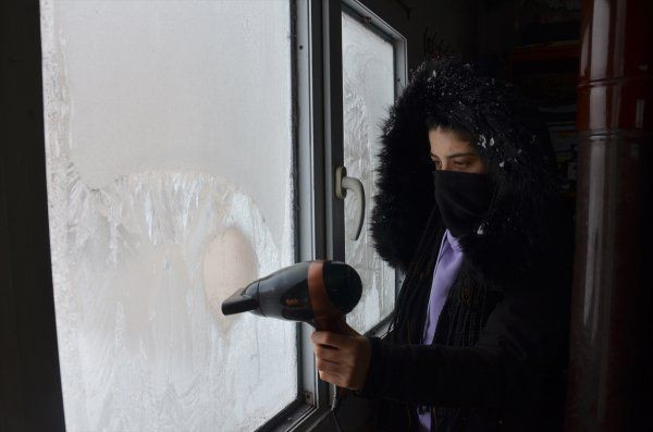 Erzurum, Kars, Ardahan serhat illerinde dondurucu soğuklar hayatı olumsuz etkiliyor! - Resim: 2