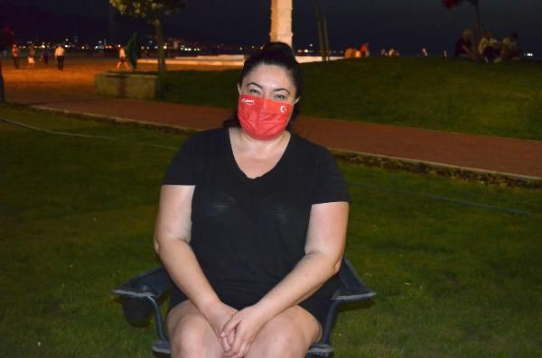 İzmir'de Kordon tıklım tıklım çoğu sosyal mesafeyi hiçe saydı - Resim: 1