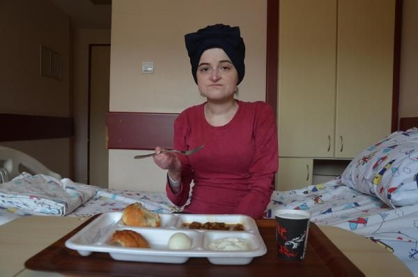 15 dakikalık ameliyatla hayatı değişti! 27 yıllık kabusu son buldu - Resim: 2