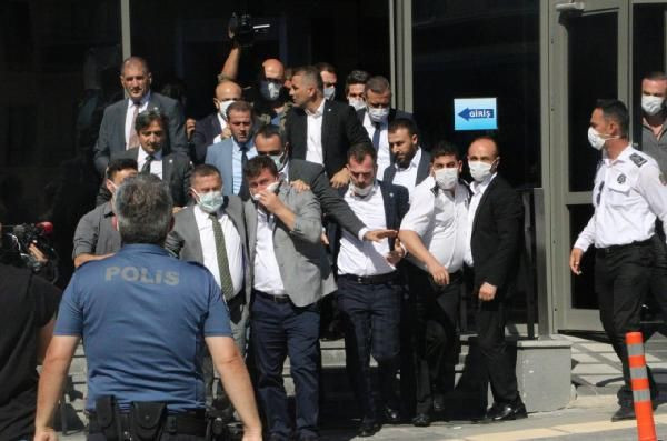 Ortalık karıştı! İYİ Parti Genel Merkezi'nde 'Oy Verilmeyecekler' listesi krizi - Resim: 2