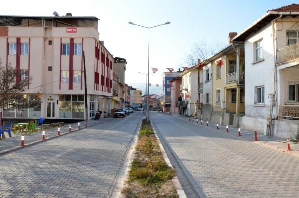 İlçede sıkı denetim! Kütahya Emet'te nüfusunun yüzde 70'i karantinada - Resim: 4