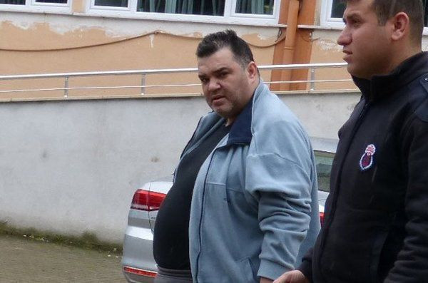 Sezer İnanoğlu kızına yapılan tacizi anlattı! Aynı yatakta sevgilisiyle... - Resim: 4