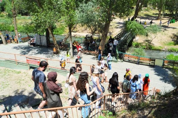 Aksaray'da gören telefona sarıldı! 394 basamaklı merdiveni aşıp akın ettiler - Resim: 11