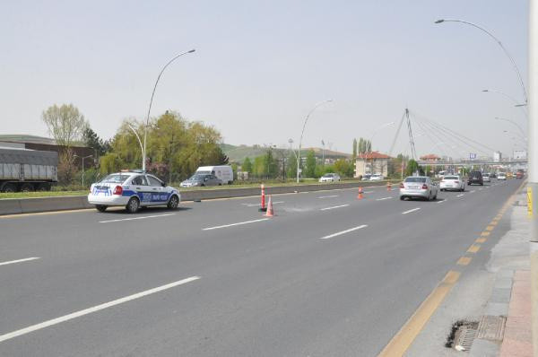 Ankara'da araç polis uygulama noktasına daldı: 1 şehidimiz var - Resim: 1