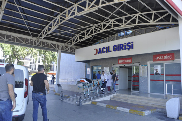 Yalova'da açık büfede kahvaltı yaptılar hastaneye kaldırıldılar - Resim: 0