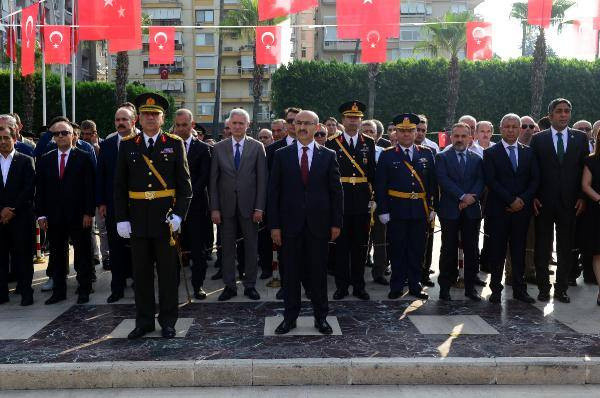 CHP'li başkan törene geç kalınca çelenk krizi çıktı - Resim: 0