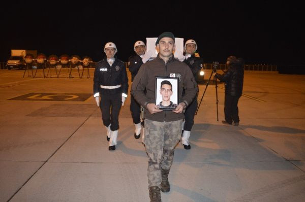 Ağrı'dan acı haber! Özel harekat polisi şehit oldu - Resim: 0