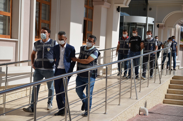 Konya'da ortalık savaş alanına döndü! Kurşun yağdırdılar - Resim: 0