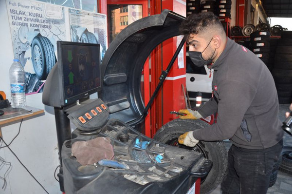 Araç sahipleri dikkat! İnternetten satın alanlar hüsrana uğruyor - Resim: 1