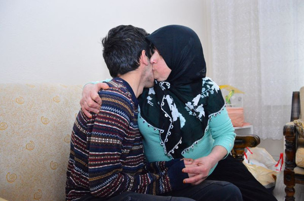 Kadınlar gününün en acı haberi! Sakarya'da gözyaşlarıyla anlattı: Oğlumu ağabeyine... - Resim: 0